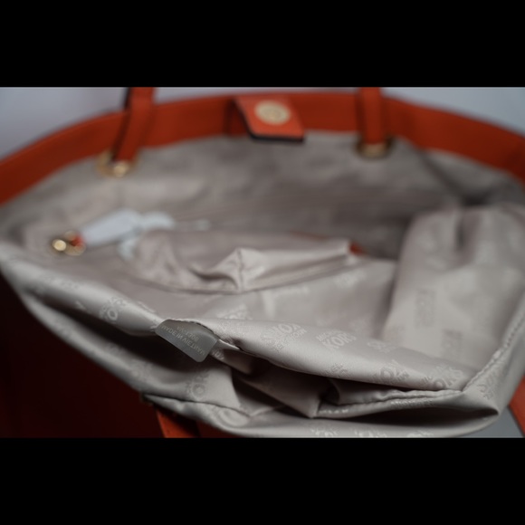 BNWOT Michael Kors handbag - Picture 8 of 8